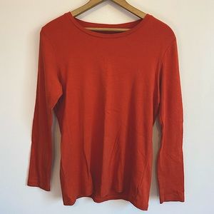 long sleeve t-shirt